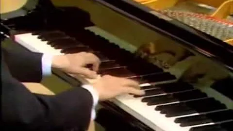 wilhelm kempff plays beethoven's Moonlight sonata ...