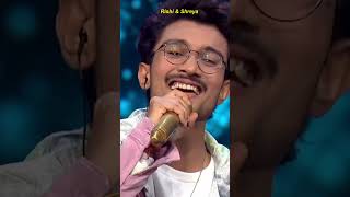 Shreya Ghoshal and Rishi Singh performance on Sun raha hai na tu on Indian idol