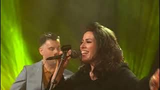 Cookin' On 3 Burners - This Girl feat. Stella Angelico - live on Muuzostream