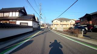 広島県三次市十日市西　　ＪＲ芸備線西三次駅（築１０５年の駅舎　２月から解体工事にはいります）前を走る　　　　　『2021年1月31日撮影』　　【Hiroshima 125cc 9210】