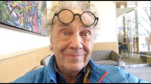 Problem 151 - Fringe Fields of Plate Capacitors