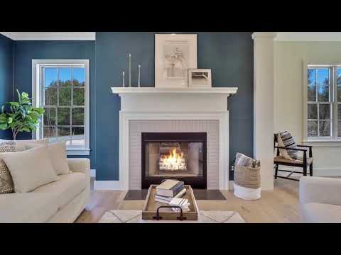 1022 Woodridge Dr, Petoskey, MI home video tour