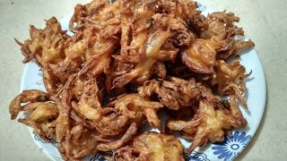 आता घरीच बनवा कुरकुरीत कांदा भजी/खेकडा भजी | Onion Pakoda | Kanda Bhaji | प्याज पकोडे | Crispy Onion