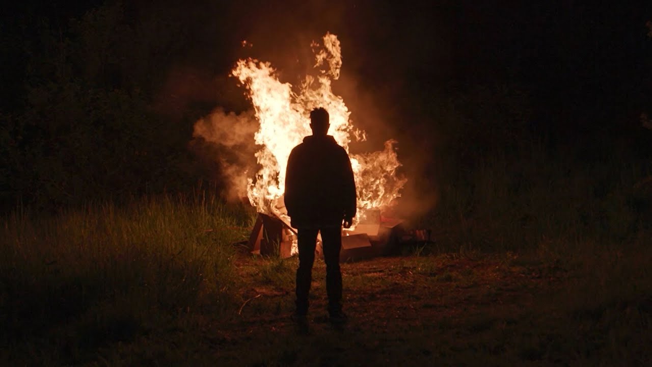 Human Nature Music Videos - "Fire" by Saint Mesa auf YouTube ansehen Human Nature Music Videos - "Fire" by Saint Mesa auf YouTube ansehen