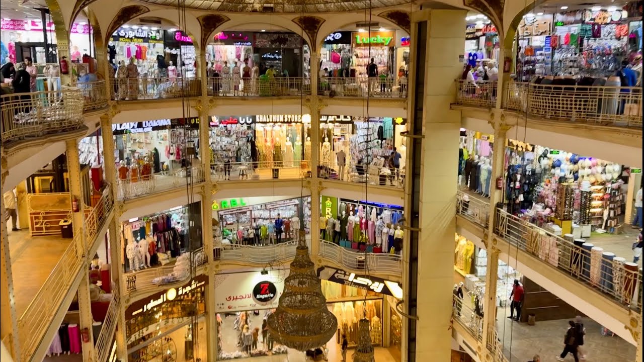 إلحقوا بسرعه مول صيدناوى بيصفى والمكاتب بتبيع 50ج بس😍