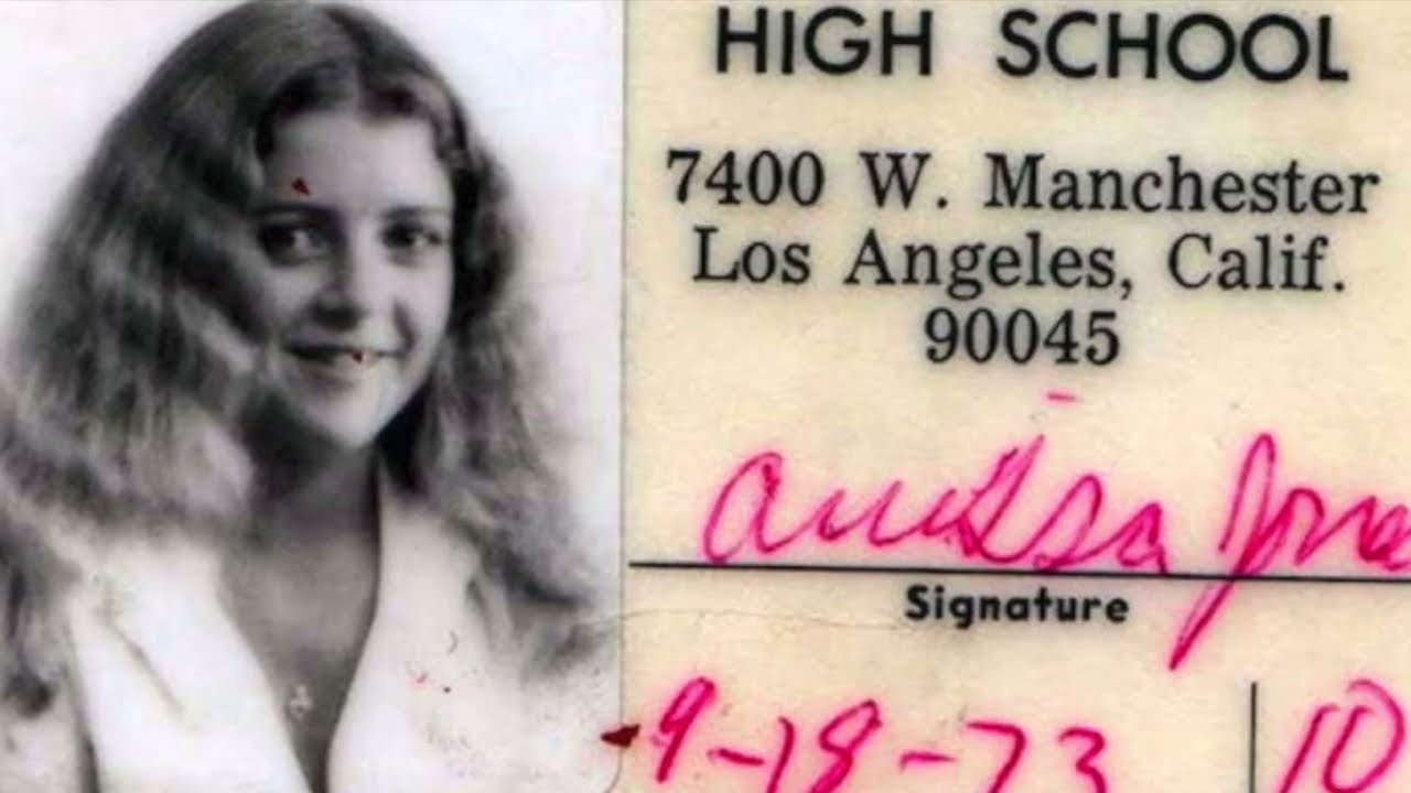 Баффи: жизнь и печальный финал® Аниссы Джонс из сериала «Семейное дело»