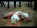 Un Ángel cae del Cielo en Londres | elmundoDKBza