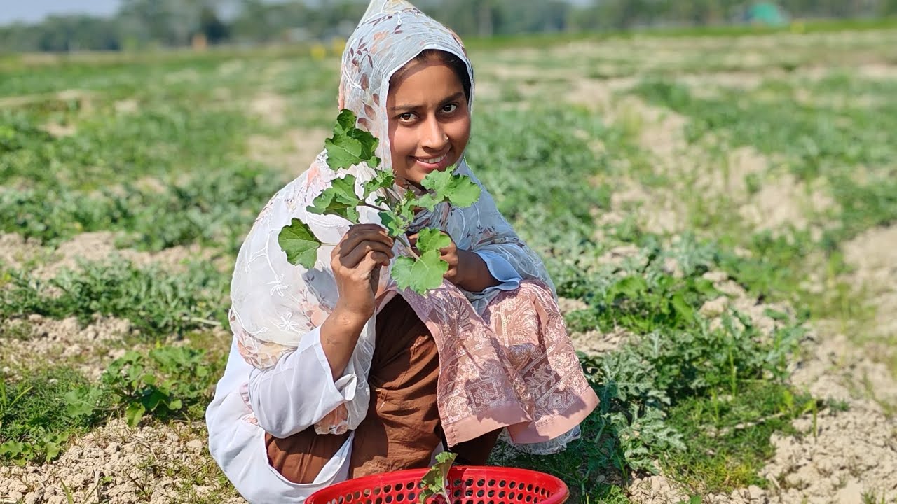গ্রামে ভাত থাকলে তরকারির অভাব হয় না 🤤