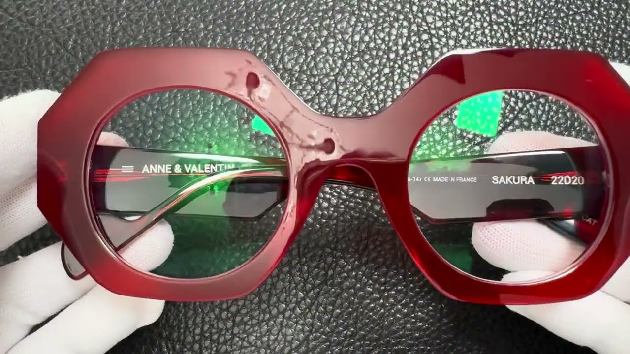 アンバレンタイン ANNE et VALENTIN SAKURA 22D20 - YouTube