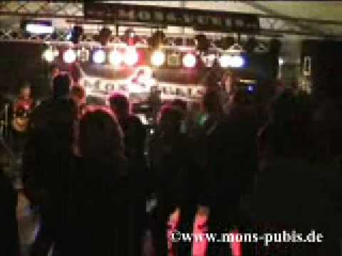 Liveauftritt der Partyrockband "Mons Pubis" zum Osterfeuer in Reichardtswerben 2007 - RockMedley