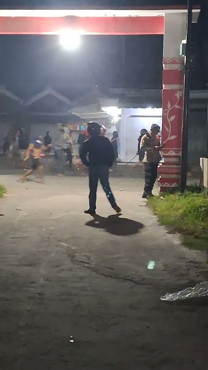PECAH !! TAWURAN PERGURUAN SILAT PSHT VS PN TULUNGAGUNG #PSHT #pagarnusa #viralvideo #beritaterkini