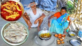 CHICKEN LEG CURRY & SMALL FISH CURRY cooking by our santali tribe grandma in traditional method