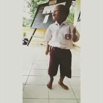 ngakak!!!anak sd joget