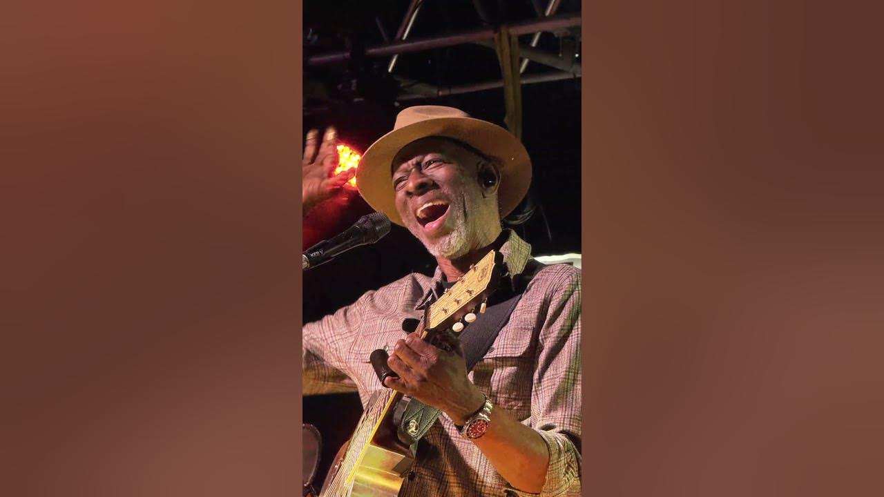 🎶 The TajMo Room On The Porch Tour Keeps Rockin’ 🎶 #tajmahal #kebmo