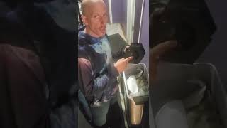 A Demonstration Of How To Clean The GOOTOP Bug Zapper