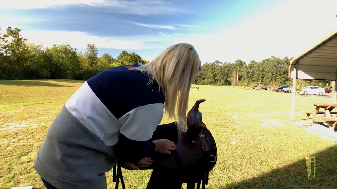 Supreme Sure Grip Saddle Seat | Jeffers Equine