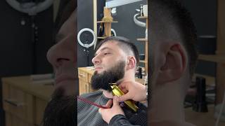 This makes you look expensive,without spending more!😳#beardtips #mensgrooming #beardstyle #usastyle