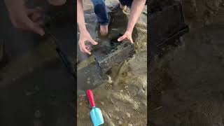 Black big box Treasure found at beach #treasuresearch #metaldetecting #treasurehunt #treasurehunting