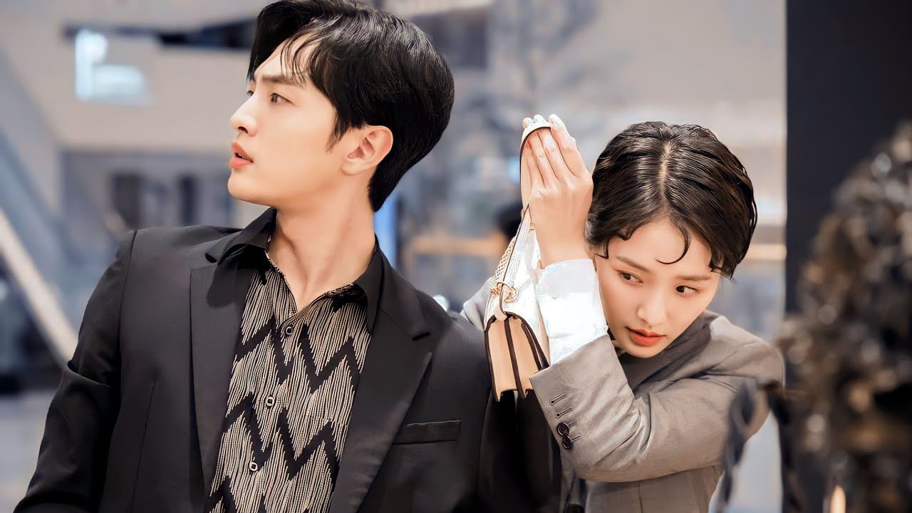 بنت غنية فجأة بتخسر كل فلوس عيلتها وبتبقى مديونة لواحد غنى بس بخيل بيطلع عنيها عشان ترجعله فلوسه