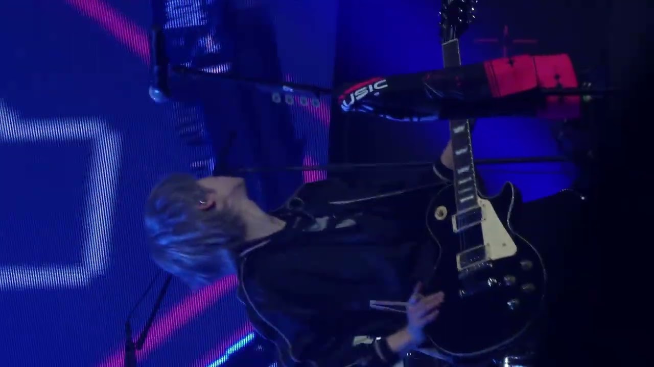 260201 퍼뮤스 가온 man in the box