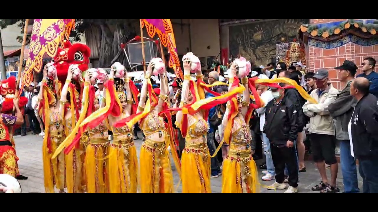 醒獅團、舞媂舞蹈團千手觀音、彌陀北極殿神轎參拜   高雄彌陀五分子李家玄天上帝乙巳年前往茄萣海岸公園請火進香暨謁祖回鑾遶境