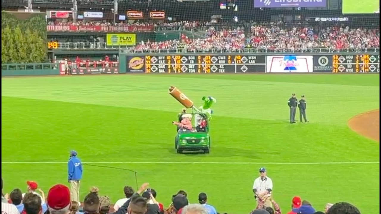 Phillies fans THROW hot dogs on dollar dog night VLOG YouTube