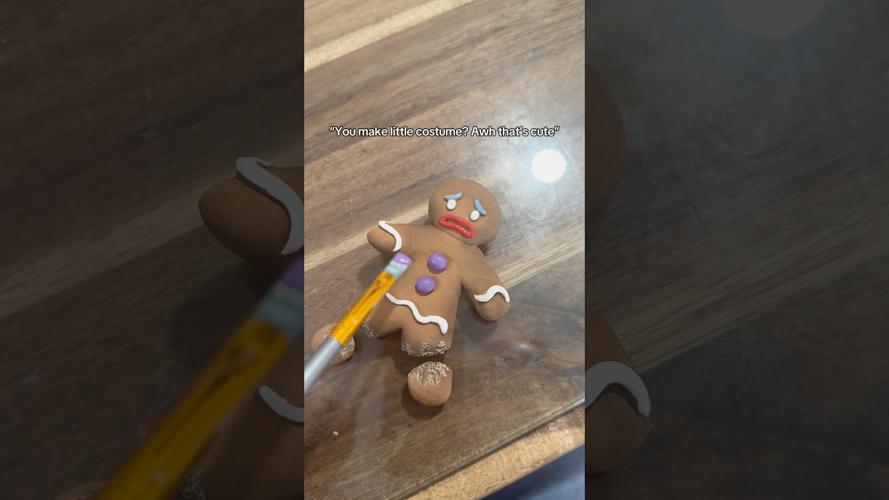 Little costumes?!? 😳 #cosplay #costume #shrek #lordfarquaad #diycosplay