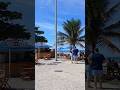 Praia lotada