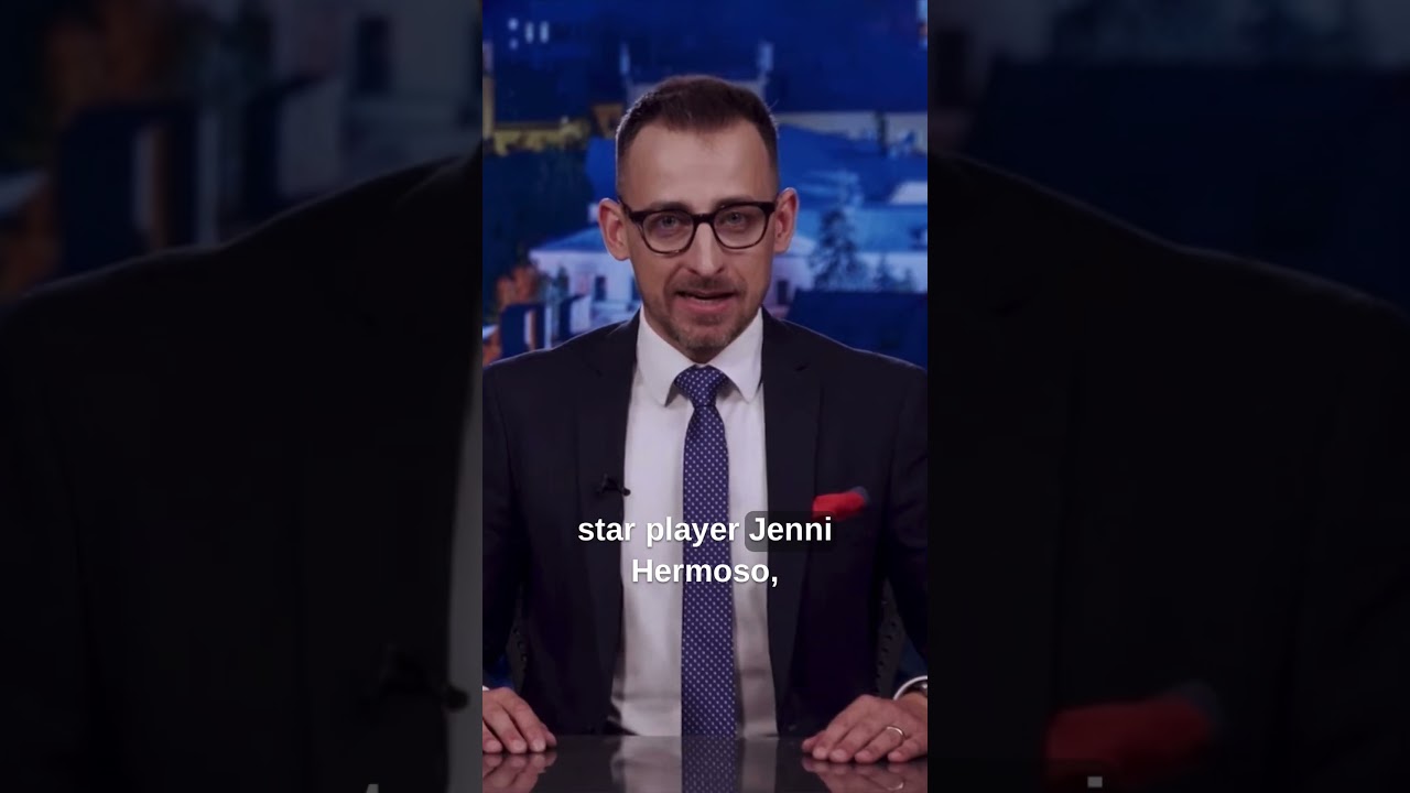 ФИФА отстранила главу Испанской федерации футбола за поцелуй Дженни Эрмосо😱 Как это было? | The G...