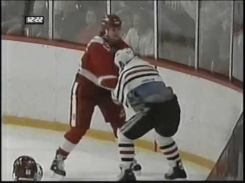 Bob Probert vs Chris Chelios - Oct 4, 1992