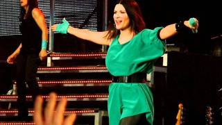 Laura Pausini - Un Fatto Ovvio (Live Verona 2009 - Radiovisione RTL 102.5) 7 di 22