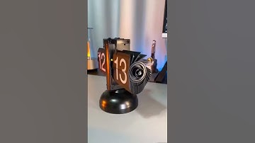 Trendy flipping desk clock