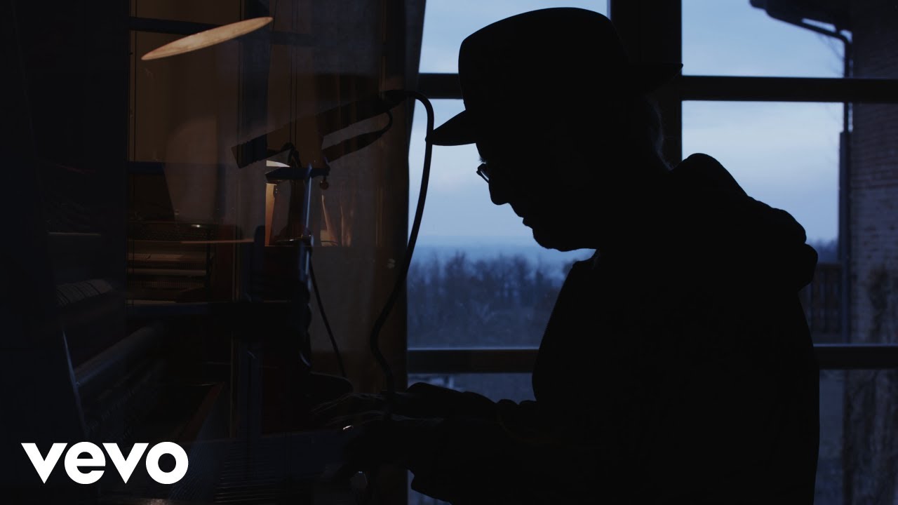 Ludovico Einaudi - Jay (Live Performance Video) Ludovico Einaudi - Jay (Live Performance Video)