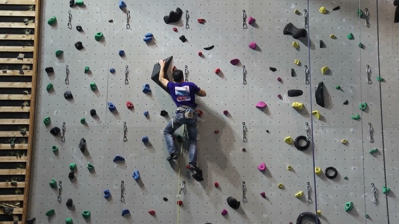 Prises Noires Couloir 3 en Tête  U15F V4