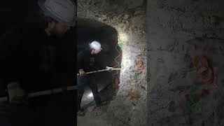 Mining students in the USA doing drill and blast practical
