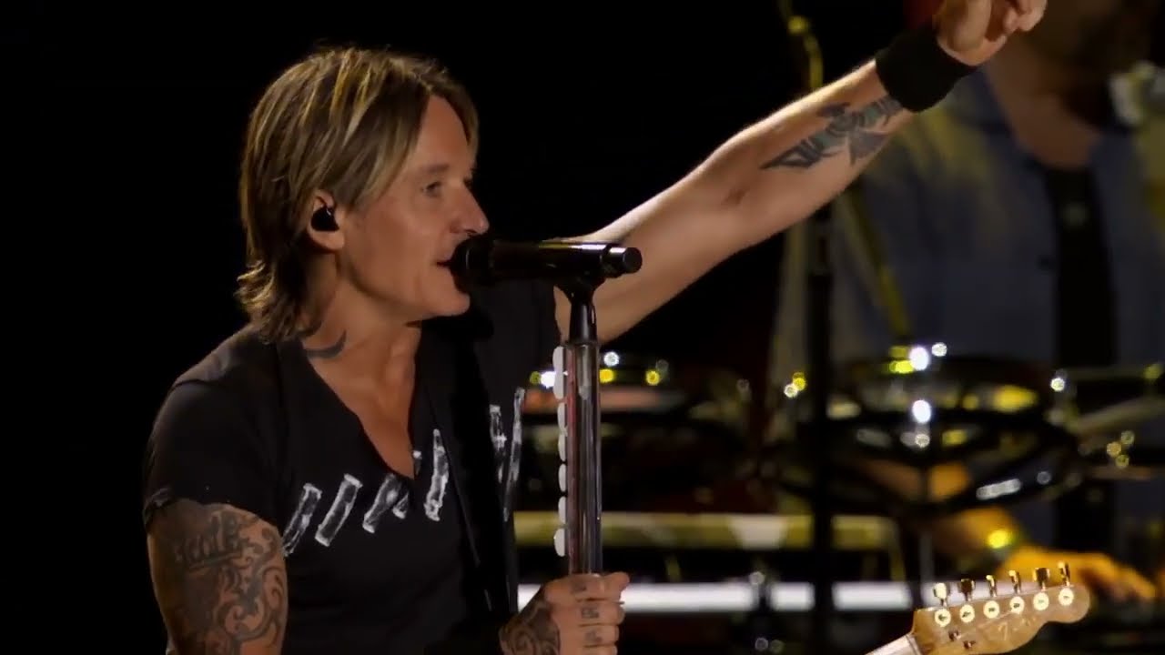 Keith Urban Performs 'Wild Hearts'   CMA Fest 2023