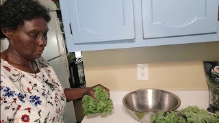 Grandma Join Cooking At Our Home#Cooking Sukuma Wiki|Collard Greens|Kale!@iammarwa @mutua2016