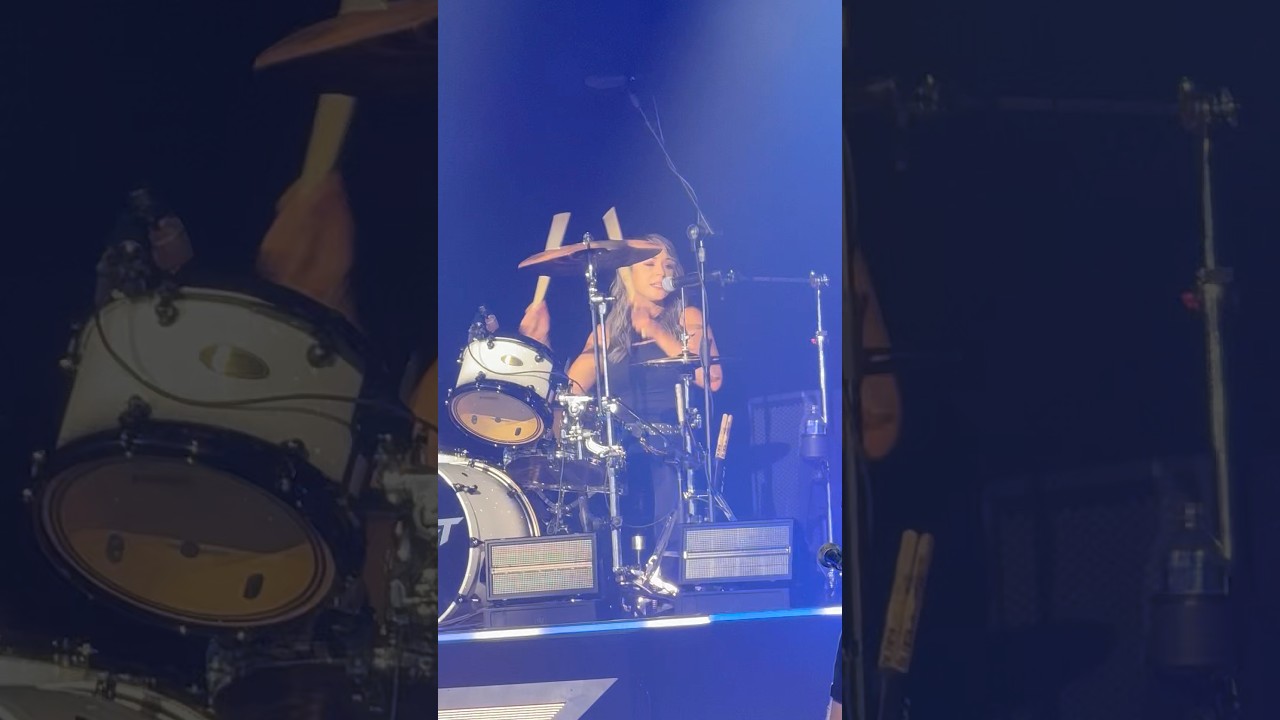 Skillet The Resistance ￼ ￼