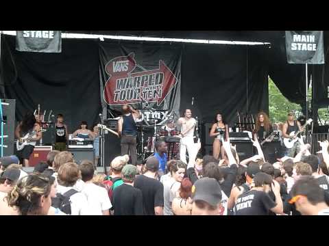 Andrew WK - I Get Wet/Party Hard (Live In Montreal)