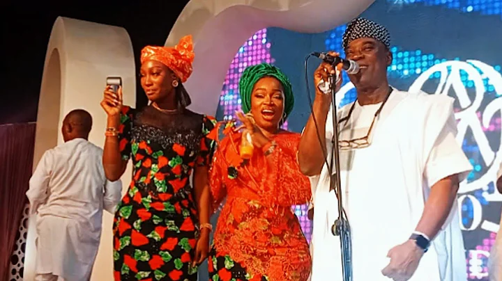 WASIU AYINDE DAUGHTER BARISTER DAMILOLA AND HER FRIEND TAKE OVER THE STAGE AT VI LAGOS 
