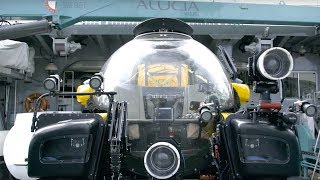 How Does A Submarine Work? | Blue Planet II | Earth Lab