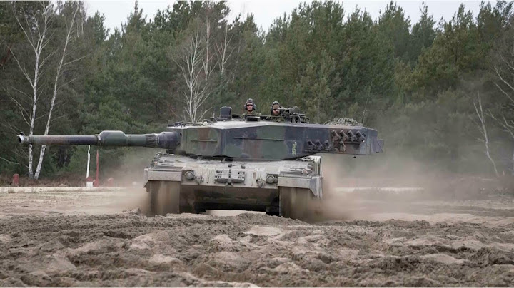 Leopard kampvogns træning  i Polen...Ukrainerne lærer hurtigt...
