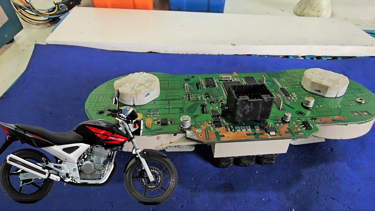 Conserto placa original TRW painel CBX Twister 2008