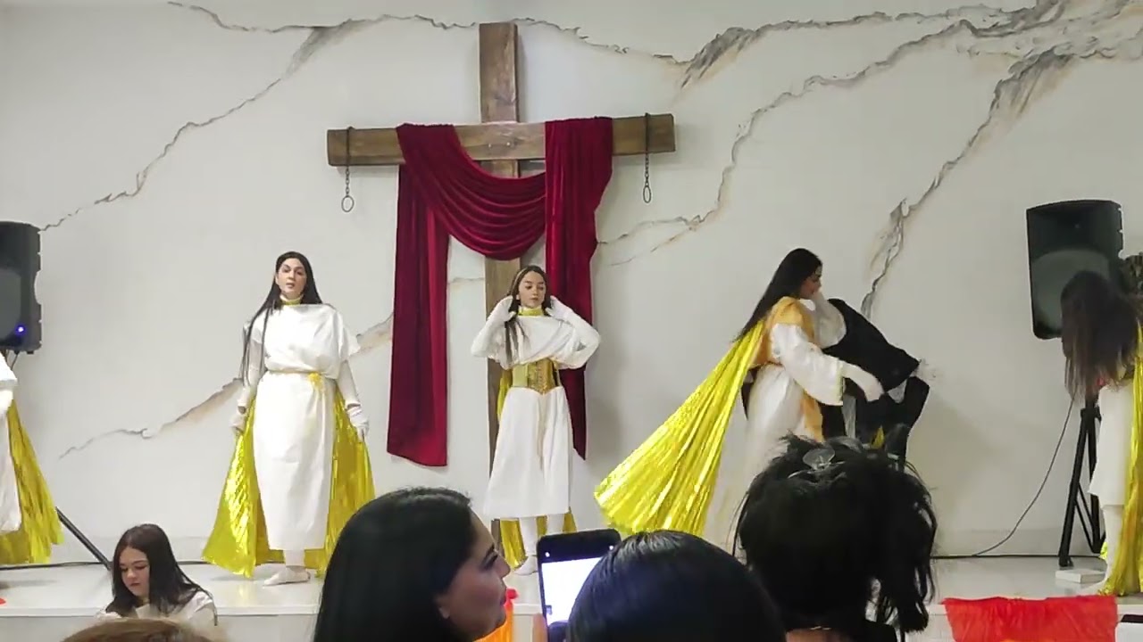grupo bendecidas para bendecir danza unción en el aire iglesia de la Paz Valladolid