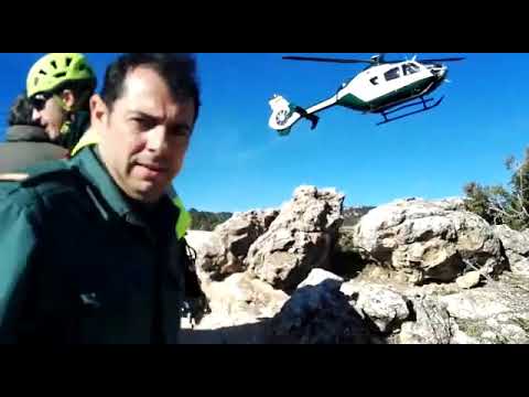 Rescate en Pozo Alcón newspaper mockup