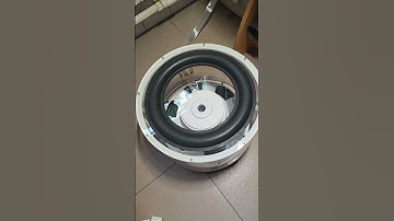 Strange speaker structure, passive radiator on the top