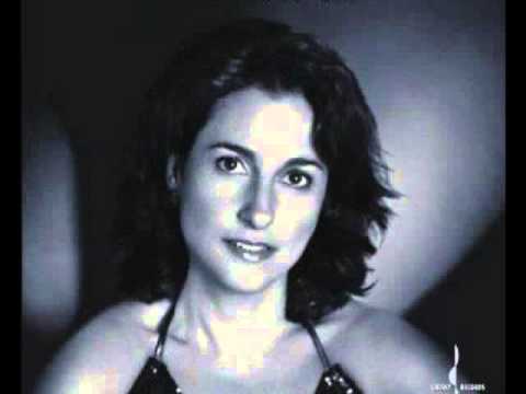 Samba Torto  - Ana Caram  ( Jobim - Aloysio de Oliveira )