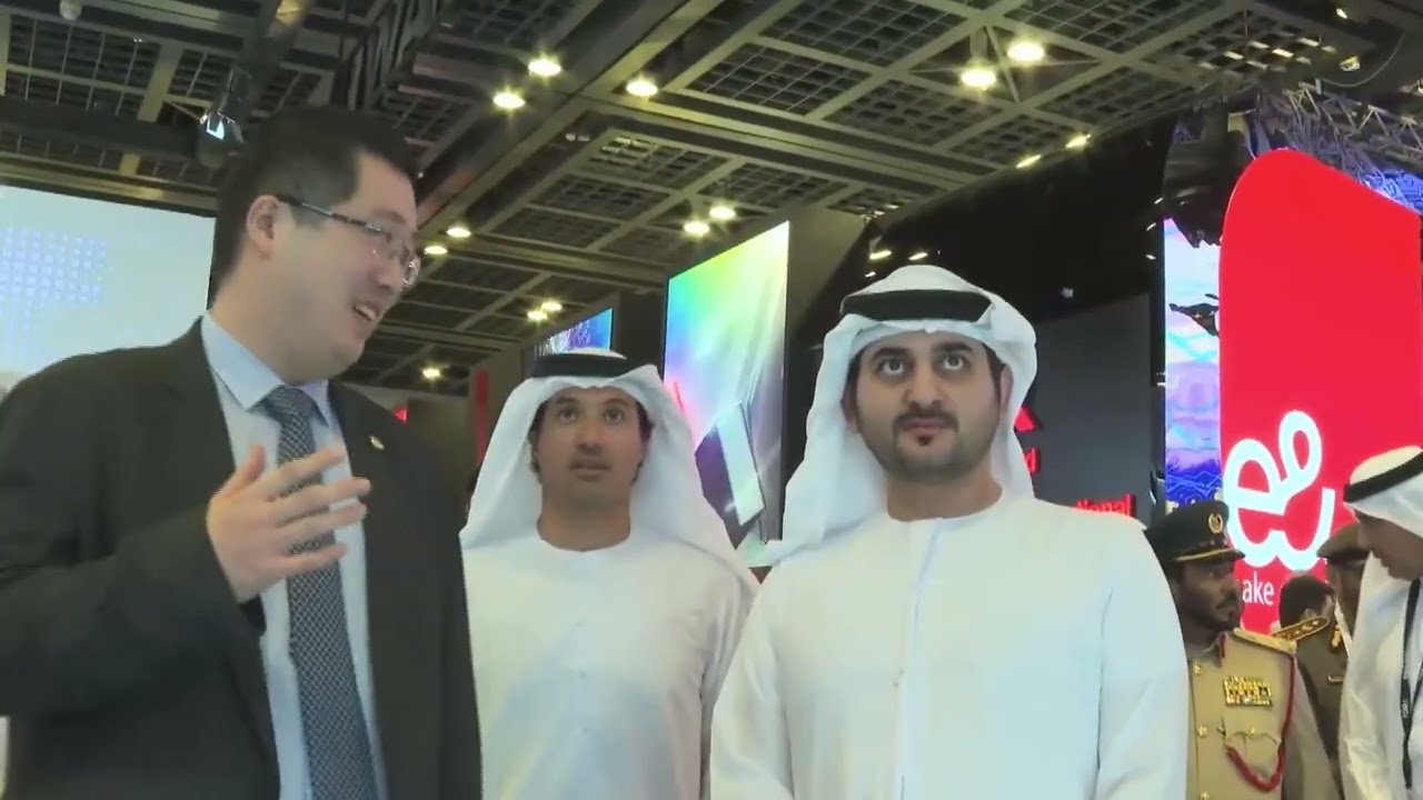 Sheikh Maktoum Bin Mohammed Bin Rashid Al Maktoum Visit Tech Exhibition Throwback 