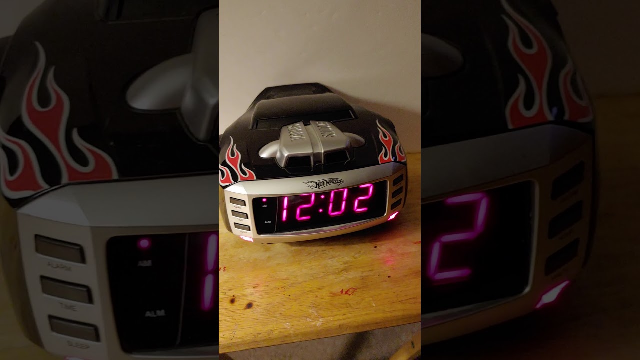 Hot Wheels AM FM Alarm Clock Radio Vtg YouTube