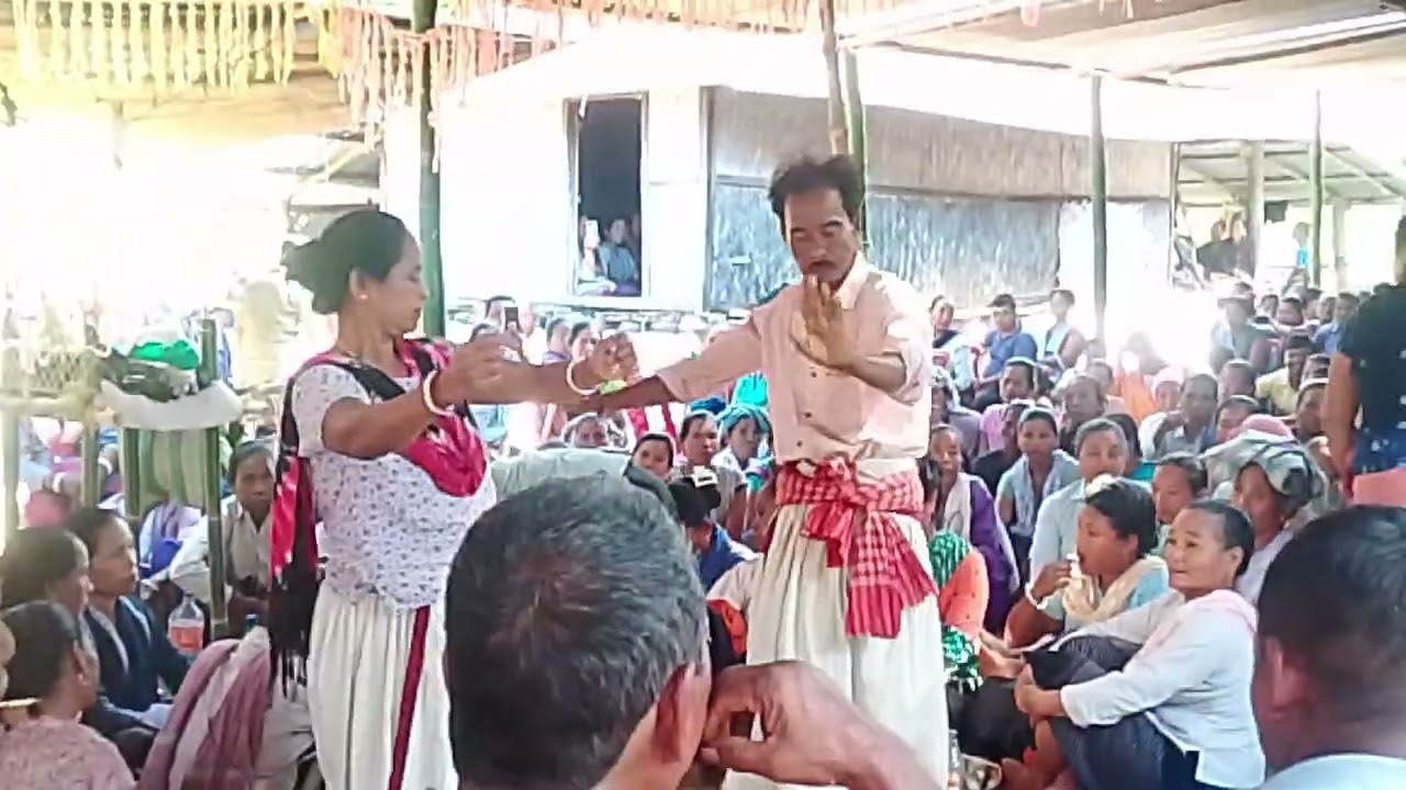 Muripara nikthoi panda au emsalaima